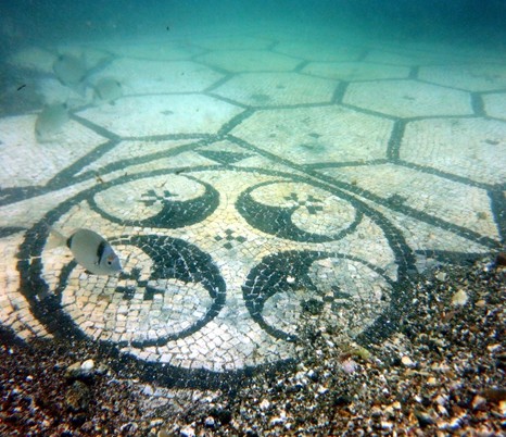 Under the Mediterranean conference photo1